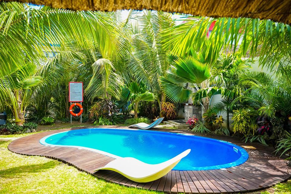 Preety Blue Residence Villa 1 Grand Baie Exterior foto